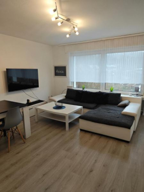 IaM 3 Zimmer 90 qm Küche Badezimmer kraftraum 44 u